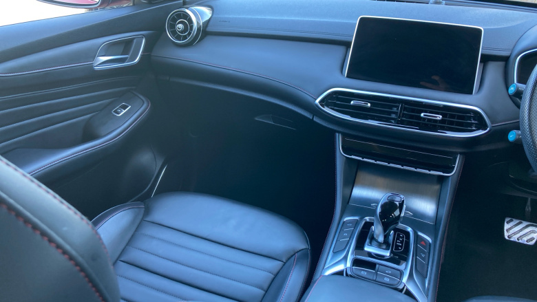 MG HS 1.5 T-GDI Trophy 5dr DCT Petrol Hatchback